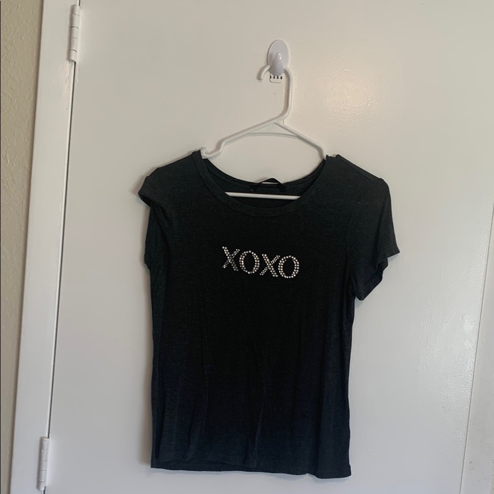 XOXO Charcoal Tee with Logo Accent Women’s! Size Medium
